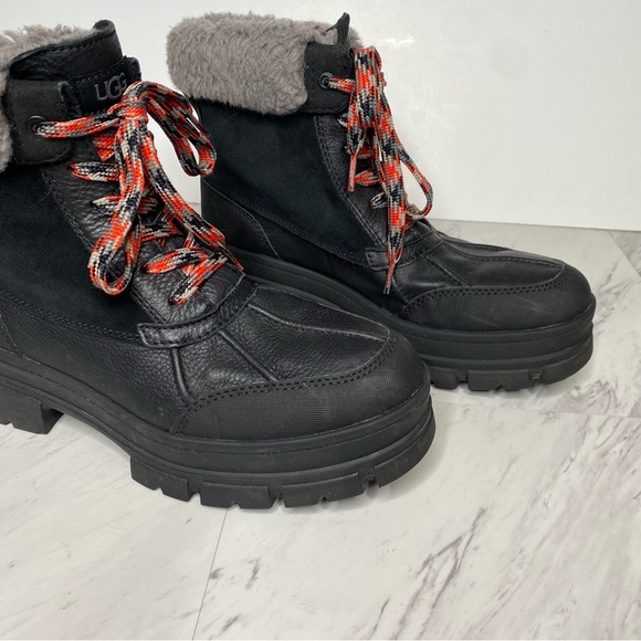 UGG Ashton Addie Black Fur Cuff Lace Up Lug Sole Boot 11 - Picture 11 of 16